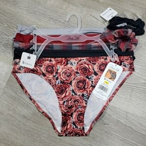 Renée Rofe 5 Pair Pantie Bikini Bundle + Matching Scrunchies